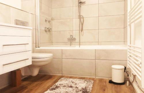 Gemütliches Apartment mit Balkon und Tiefgaragenstellplatz - Foto 10