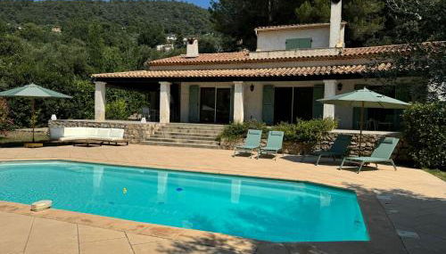 L'Oliveda - complètement climatisée, piscine, calme, proche commerce et lac, ski à 45min - Foto 4