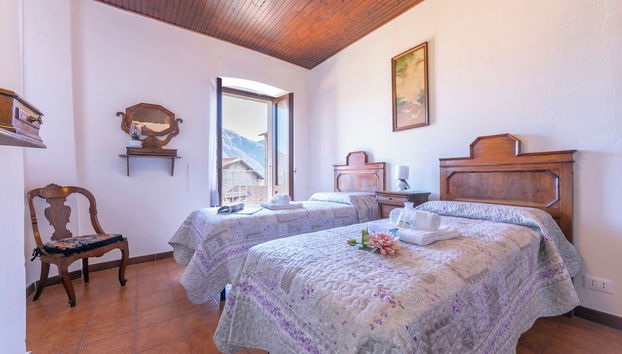 Mezzegra Le ERE - Foto 2, Habitación