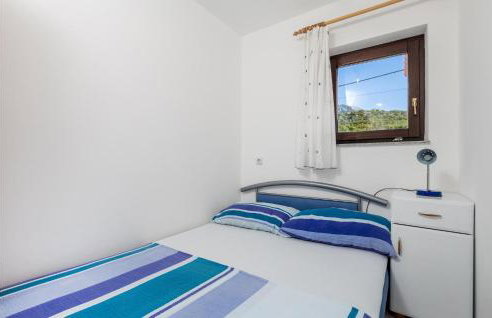 1 Bedroom Beautiful Apartment In Jablanac - Photo 19
