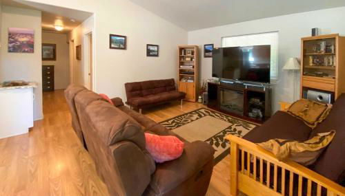 Private 2-Acre Retreat with MTN Views, Walk to River - Foto 5