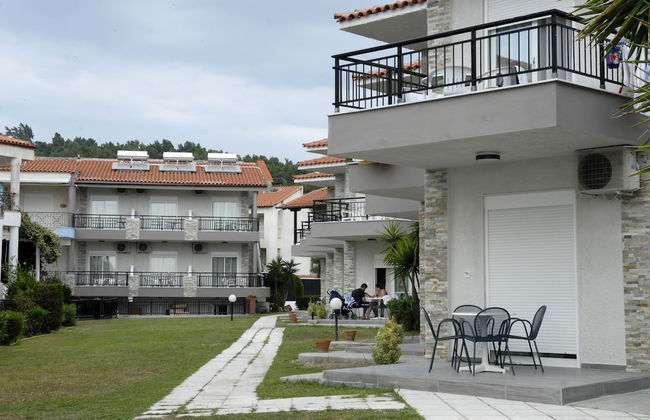 Litsa Apartments - Photo 32