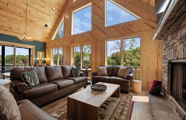 Black Bear & Blue Heron by Avantstay 2 Lakefront Homes, Sleeps 43 Pool, Dock, Theater - Foto 40