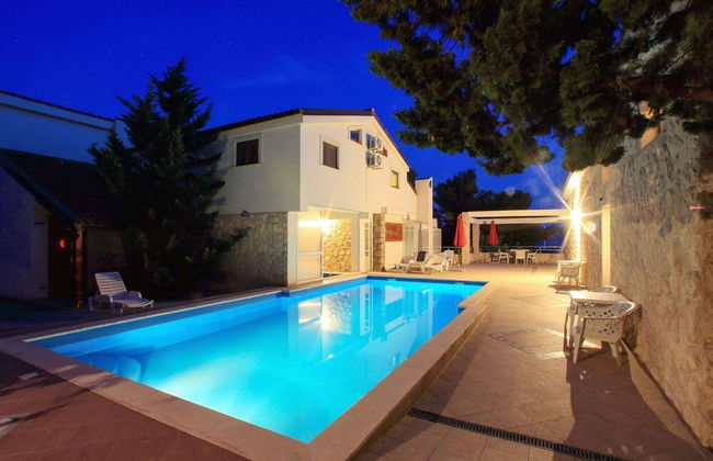 Fantastic Holiday Home With Amazing Garden, Private Pool, Directly on the Beach - Foto 14