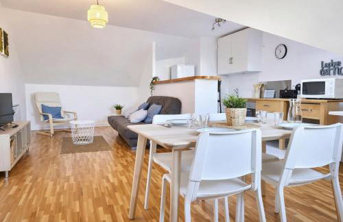 2 Mins from Train Station - Paris & DisneyLand - Cosy à Quatre - Foto 7