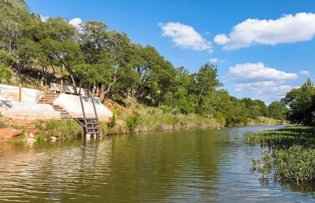 Bluebonnet Waterfront Cottage With Hot Tub - Foto 25