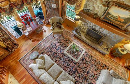 Spacious Villa Rental with a Pool for a Large Group near Catskill Mountains, New York - Photo 62