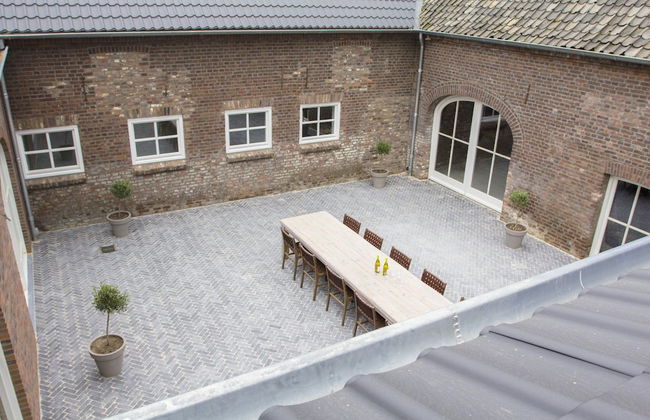 Swolgen Estate With Sauna - Photo 18