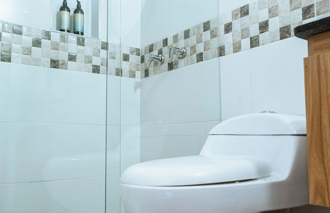 Central Suites by H&R - Photo 25