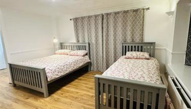 Ashsons Cosy Studio Apartment Free Parking For Car or Small Van Only - Foto 3