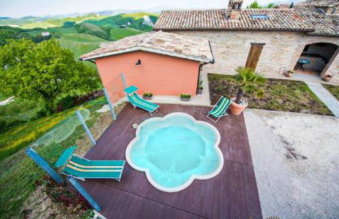 2 Bedroom Nice Apartment In Sant'angelo In Vado - Foto 5