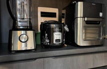 Moderno, Aconchegante e Perto de Tudo! - Foto 21