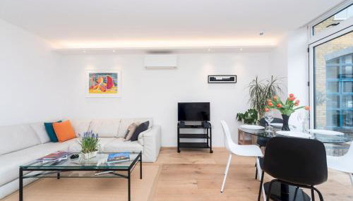 Chic & Cozy Flat in SW London, Perfect Location! - Pass the Keys - Foto 2, Other