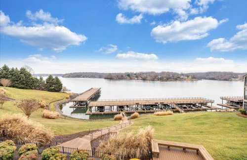 Lake Vibes - Pet Friendly Lakefront Condo! - Photo 36