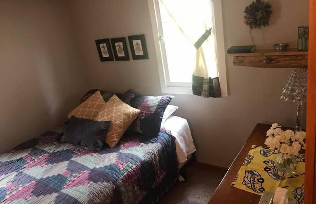 #5 - Times Square 2 Bedroom Cabin by RedAwning - Photo 1