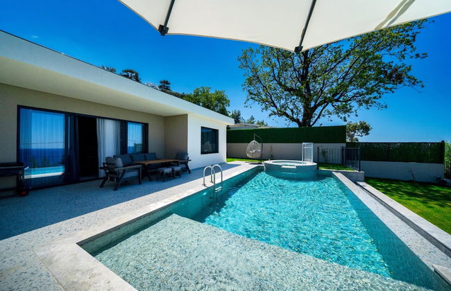 Villa Molly With Sea - Photo 1