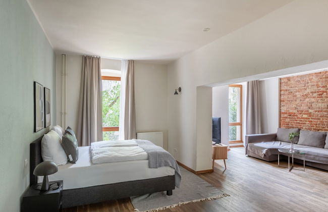 Schoenhouse Avenue by Limehome - Photo 10