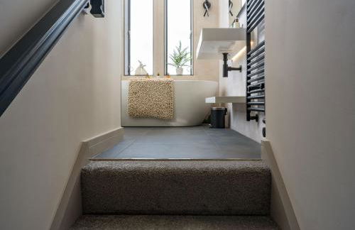 Arran Shores Luxury Shorefront Penthouse Suite 12 - Photo 6