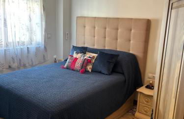 House -Sleeps 6-Garden-Fireplace - Photo 15