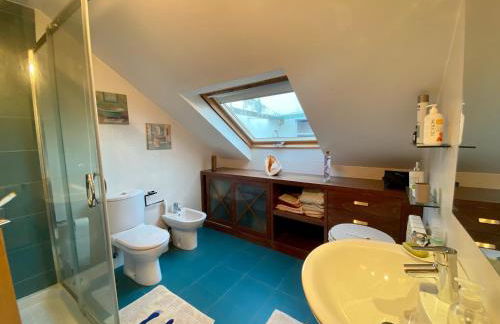 Galiciaguesthome Atico Silgar Vistas con terraza - Foto 9