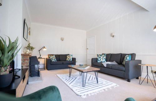 Beautiful detached home in quaint village setting - Foto 24