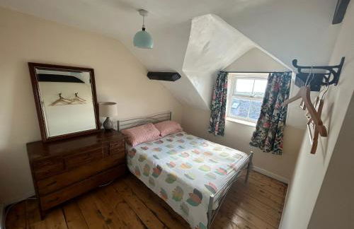 Central Barmouth Town House - Near Beach - Sleeps up to 16! - Foto 8