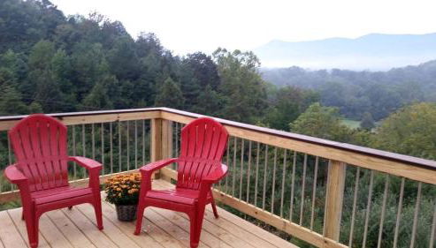 Cozy Riverside Cabin with Private Hot Tub in Rileyville, Virginia - Photo 5