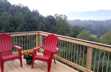 Cozy Riverside Cabin with Private Hot Tub in Rileyville, Virginia - Photo 5