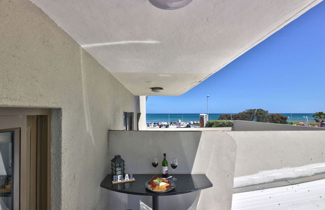 Bay Point Apartment on Beach Road - Photo 18