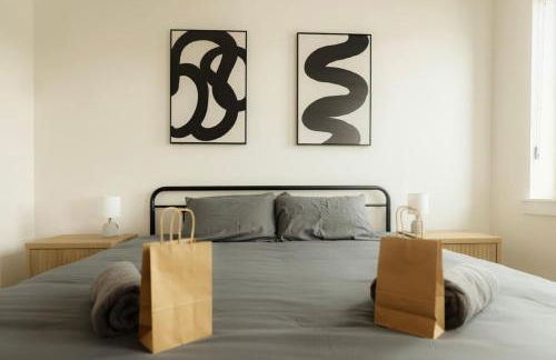 Above The Roots - Stylish 1BD on the Square - Foto 5