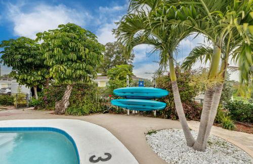 Exquisite Lakefront Pool House Awaits Pool 10 PPL - Foto 65