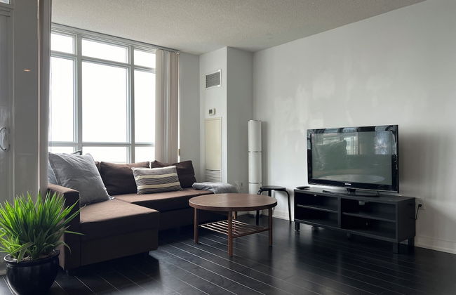 Rivetstays - The Parade - Photo 76