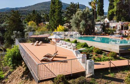 Nassibe Estate - Photo 6