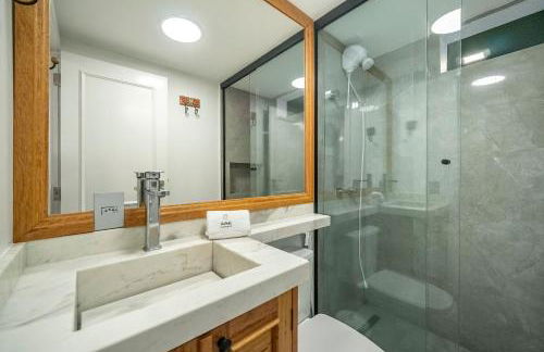 Atalaia SPA 1 Qto c/ Banheira by Achei Camboriú - Foto 27