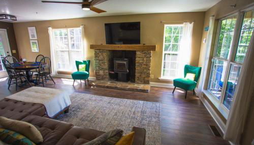 Smokies Hill Top Cabin Mountain Views 2 miles to Town Pet Friendly - Foto 5