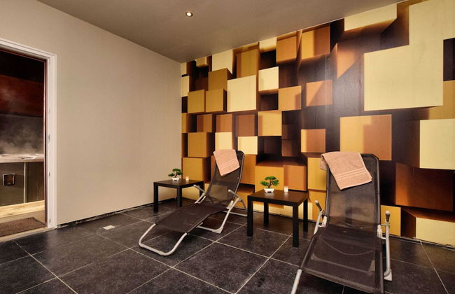 Beautiful, Luxury Home with Sauna, Hot Tub, Private Bathrooms - Foto 27