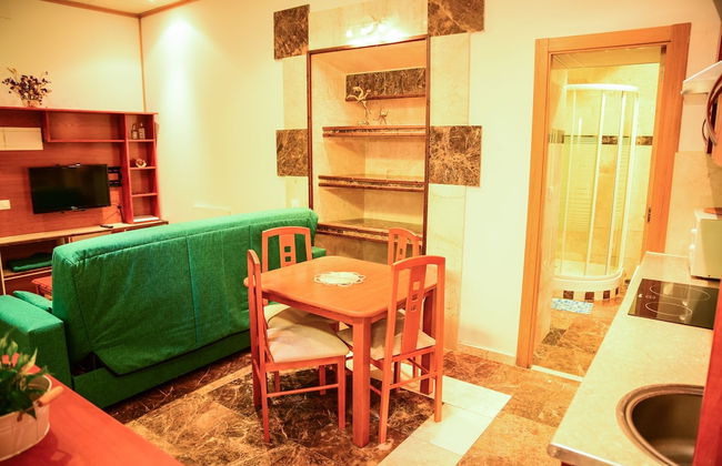 Apartamentos Turísticos Plasencia - Photo 5