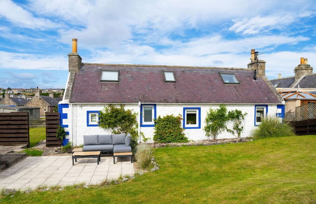 Beach Cottage Pet Child Friendly Stay in Moray - Photo 14