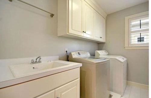 Backyard Oasis- Steps 2 Beach, Private Pool & Bar, Sleeps 16, 7 Bedrooms 5 and a half bathrooms "The Lucky Penny" - Foto 33