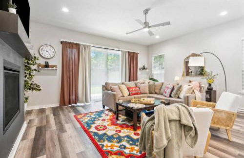 Joyous 3BD House in the heart of Fort Worth - Photo 11