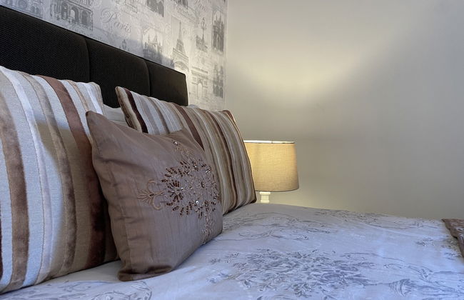 St Georges Balcony Suite - Photo 19