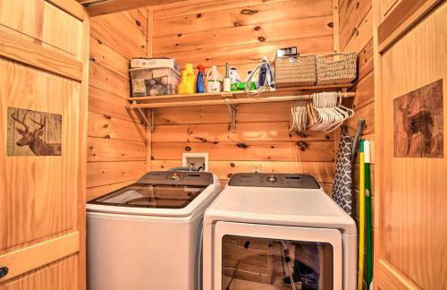 Cherry Lake Lodge with Hot Tub, Fire Pit and Game Room - Foto 15