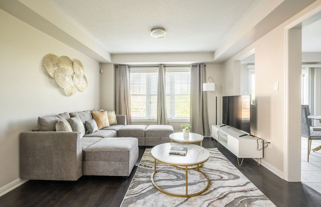 GLOBALSTAY Modern 3 BD House in Brampton - Photo 29