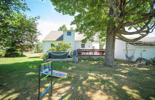 Spacious Country Home, Hot Tub, Fire Pit, Deck - Foto 33