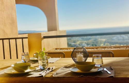 Elegant apartment, stunning views, fully renovated in la Hacienda del Senorio de Cifuentes - Photo 24