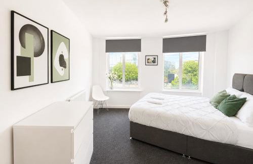 Modern Central Large Apt Above Tube for 4 - Foto 9