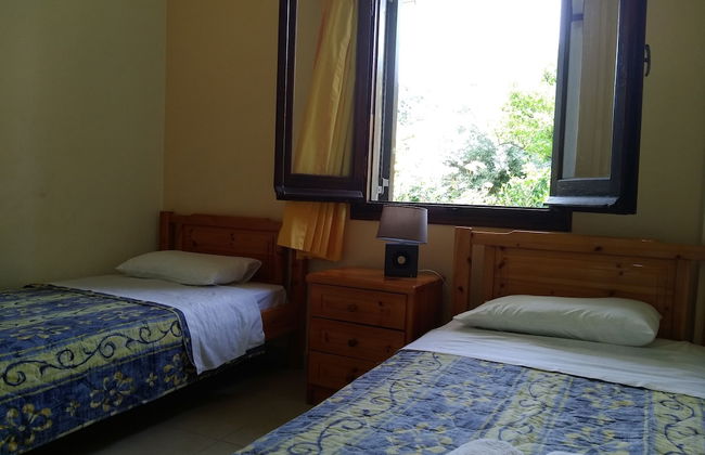 Spaceful Apartment With Veranda 'n Garden - Photo 3