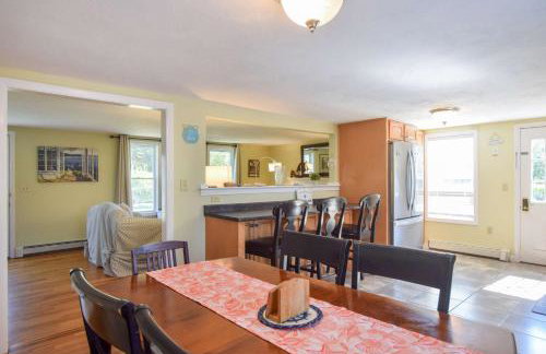 Lovely Home Near Bike Path Dog Welcome! - Foto 10