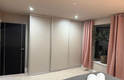 3 Bed Penthouse, 2Free Parking Spaces Close to BHX NEC - Foto 23