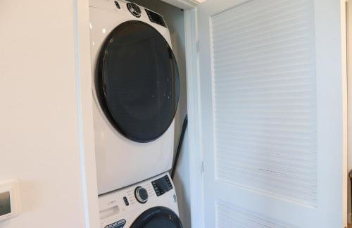 Bright & Cozy Getaway with Pool Free Parking 10 mins Disneyland - Foto 59